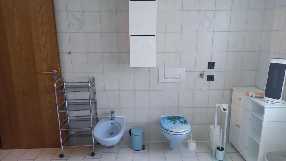 Etagenwohnung Grünberg - 6 Zimmer, 135 m&sup2;, 890&euro; | Angebot:26362175