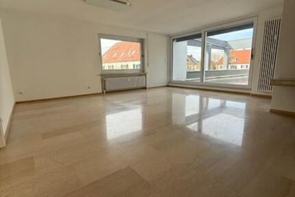 Hochwertige 5-Zimmer Penthouse-Wohnung zu Vermieten