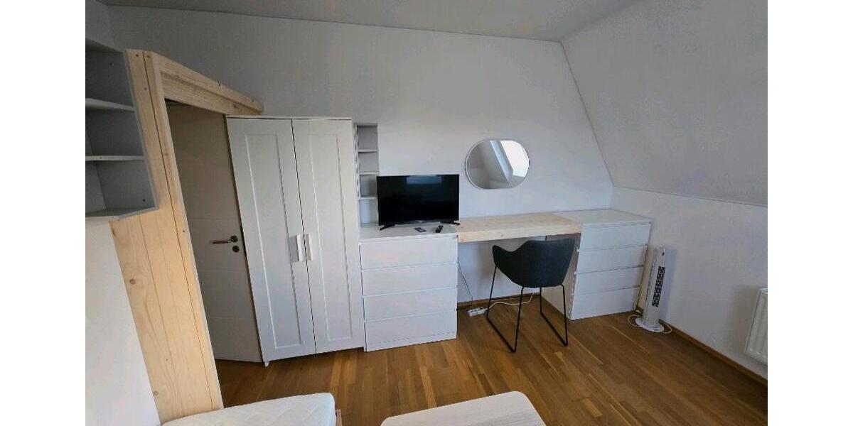 Dachgeschoßwohnung Berlin Pankow - 1 Zimmer, 20 m&sup2;, 600&euro; | Angebot:26327098