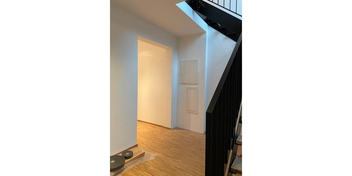 Doppelhaushälfte Plochingen - 3 Zimmer, 113 m&sup2;, 1.700&euro; | Angebot:24681829