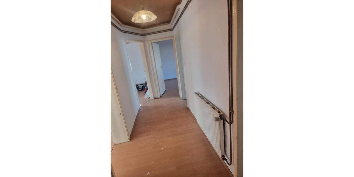 Etagenwohnung Idar-Oberstein Oberstein - 3 Zimmer, 84 m&sup2;, 85.000&euro; | Angebot:27042570