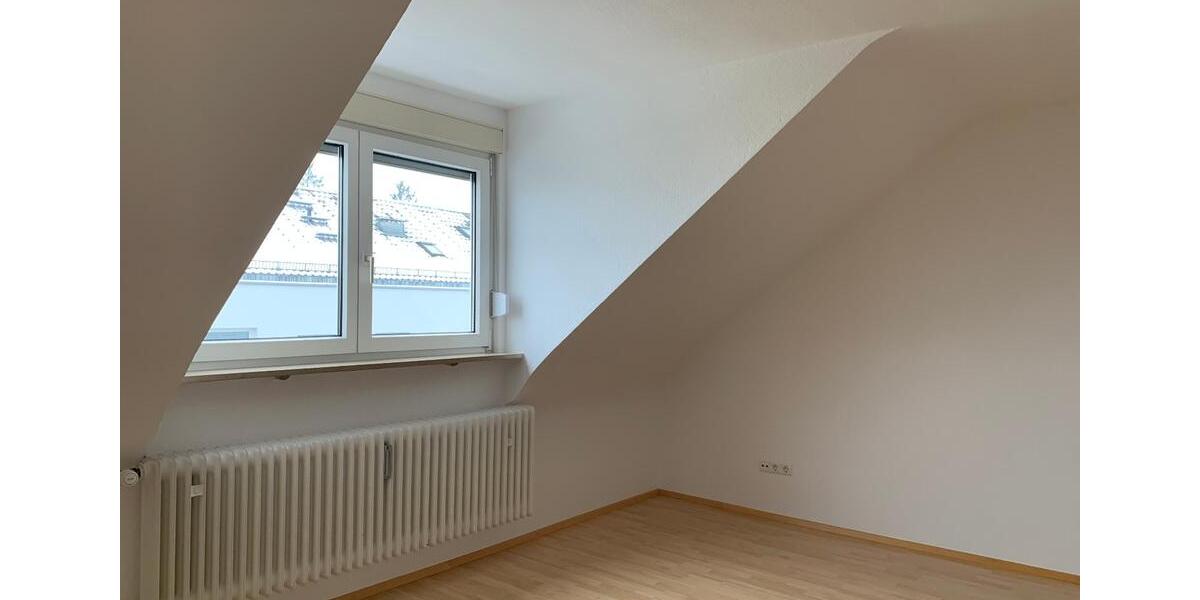 Dachgeschoßwohnung Gerbrunn - 3 Zimmer, 71 m&sup2;, 875&euro; | Angebot:26665642