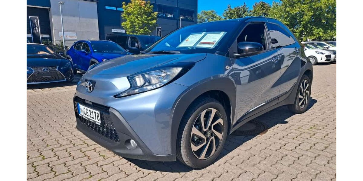Toyota Aygo (X) 6.990 km 17.490 &euro; München 80687