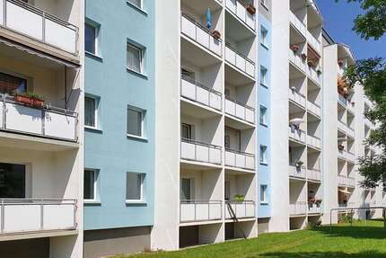 Wohnung zum Mieten in Schneeberg 337,20 € 56.19 m² 3 zimmer