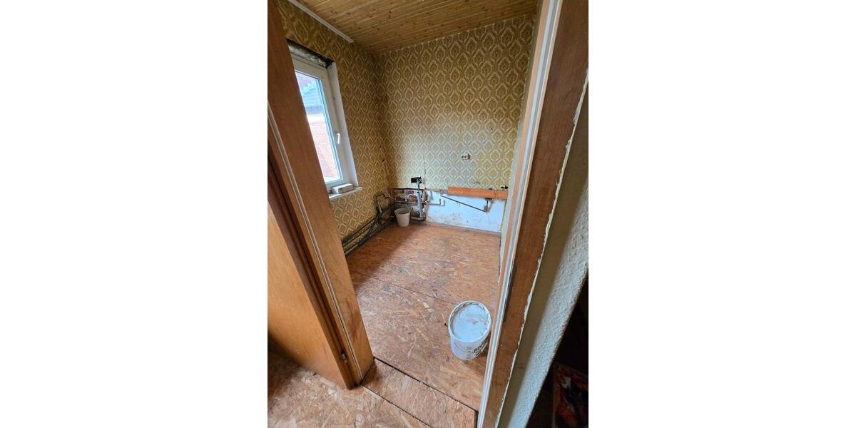 Etagenwohnung Übach-Palenberg Palenberg - 10 Zimmer, 214 m&sup2;, 110.000&euro; | Angebot:27156975