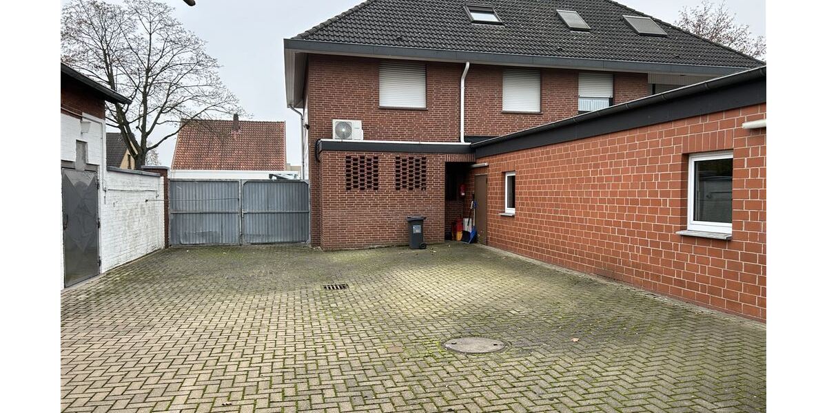 Im Herzen von Nienburg: Interessante Gewerbeeinheit in TOP Lage mit Ladenlokal, Wohnung und Halle - Gewerbeobjekt Nienburg (Weser) | Angebot:26104728