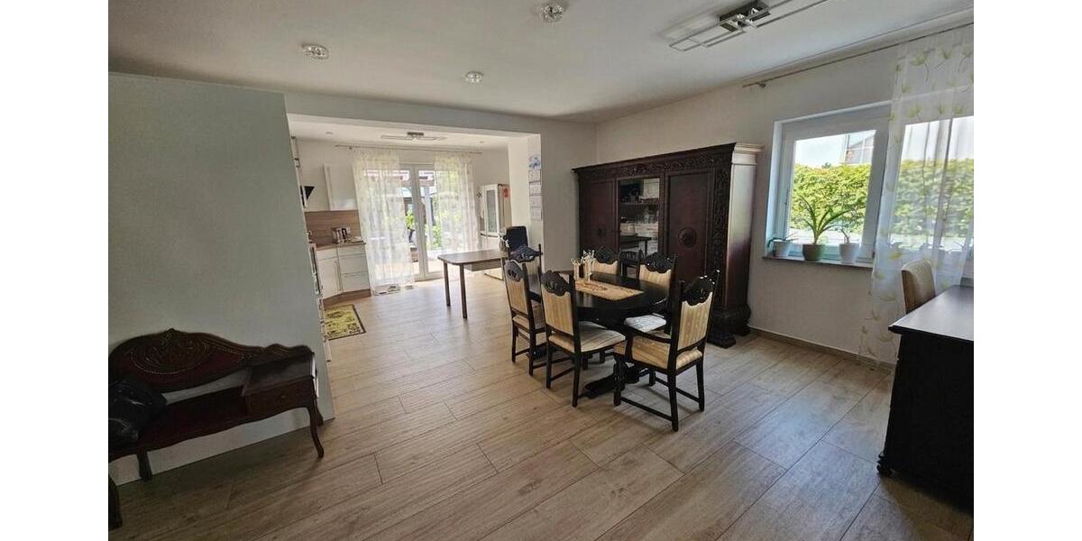 Mehrfamilienhaus, Wohnhaus Poppenricht - 8 Zimmer, 296 m&sup2;, 699.000&euro; | Angebot:26833057