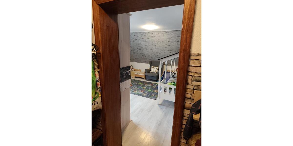 Dachgeschoßwohnung Adenau - 2 Zimmer, 85 m&sup2;, 700&euro; | Angebot:26236219