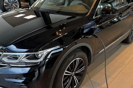 VW Tiguan 47.126 km 32.480 &euro; Bad Endorf 83093