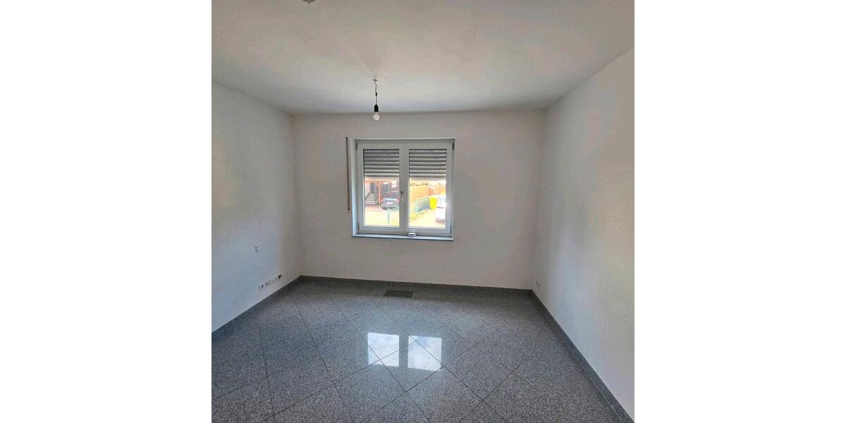 Erdgeschoßwohnung Plüderhausen - 4 Zimmer, 94 m&sup2;, 370.000&euro; | Angebot:26994523