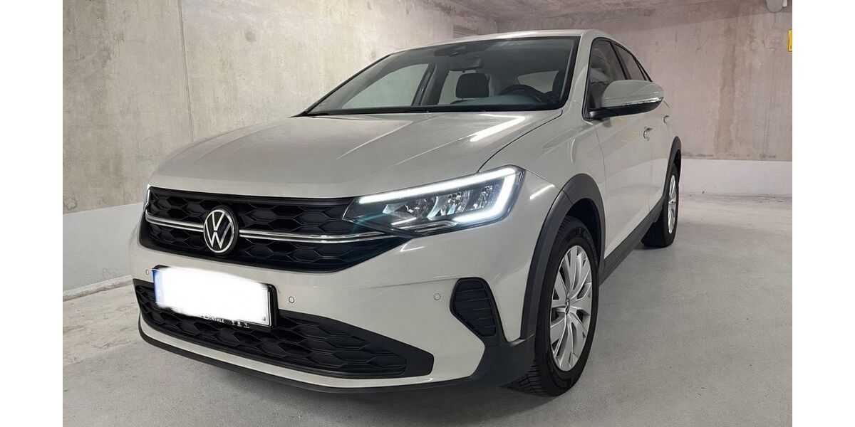 VW Taigo 97.000 km 12.200 &euro; Stuttgart 70437