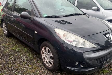 Peugeot 206 161.000 km 2.500 &euro; Essen 45356