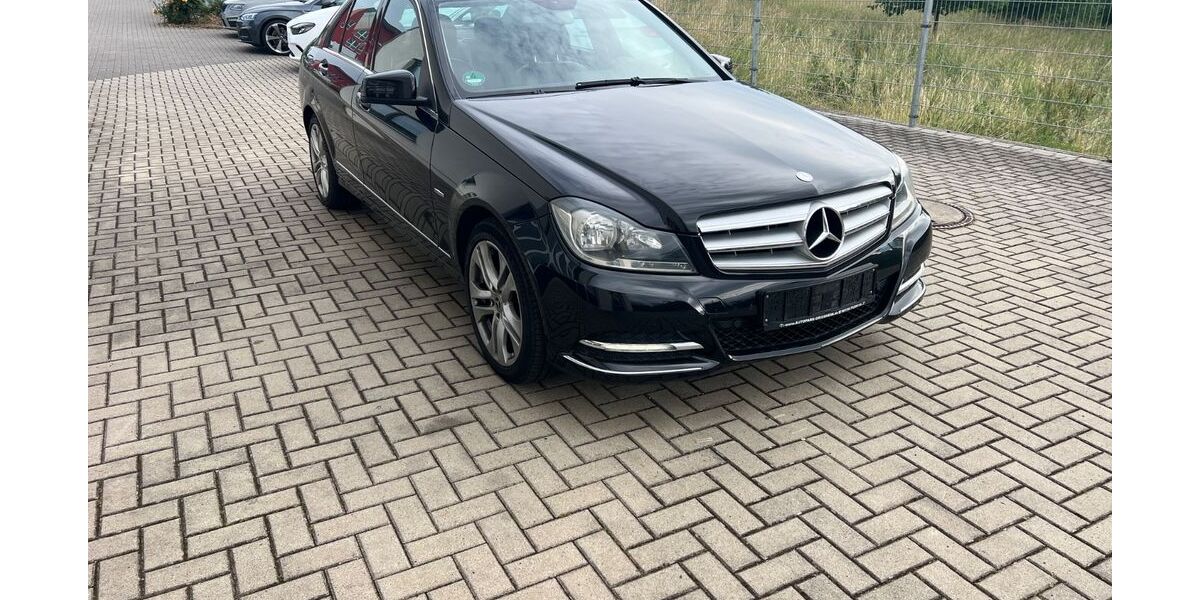 Mercedes-Benz C 200 207.500 km 7.999 &euro; Lohfelden 34253