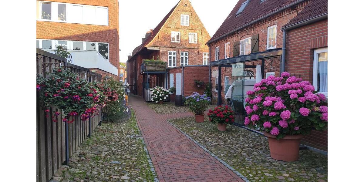 Dachgeschoßwohnung Husum - 3 Zimmer, 95 m&sup2;, 780&euro; | Angebot:26415327