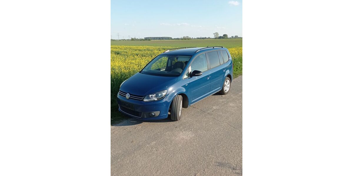 VW Touran 170.000 km 8.000 &euro; Seester 25370