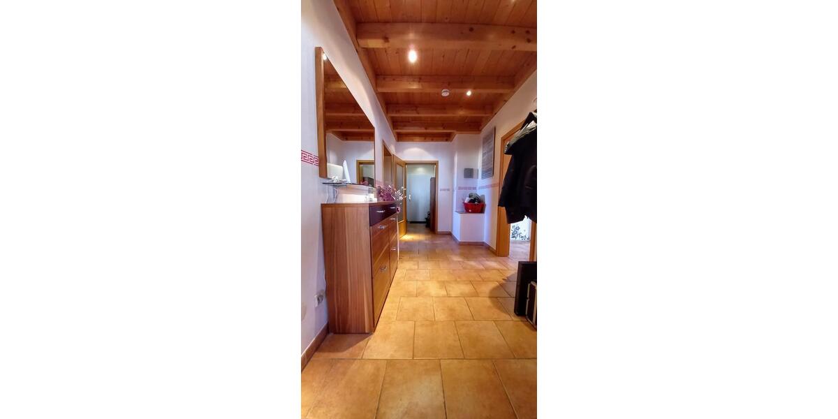 Dachgeschoßwohnung Hepberg - 3 Zimmer, 92 m&sup2;, 330.000&euro; | Angebot:26816545