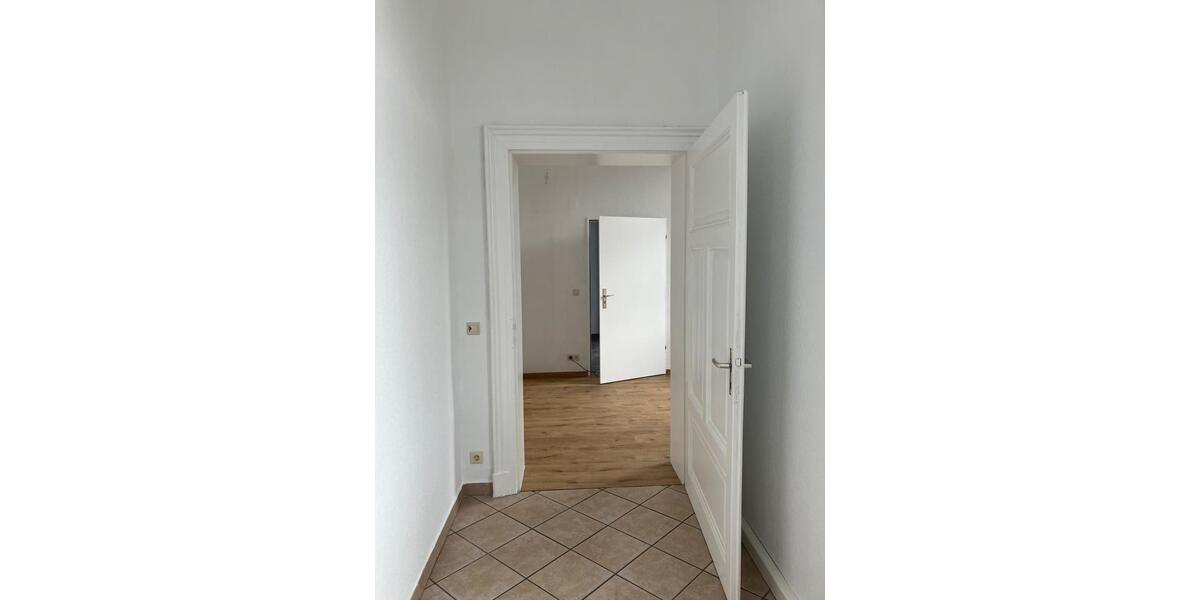 Helle Büroräume in zentraler Lage, neu renoviert zimmer