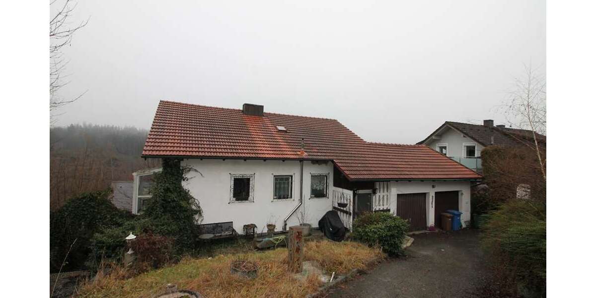 Haus zum Kaufen in Tiefenbach 180.000 € 170 m² 8 zimmer