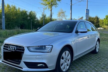 Audi A4 213.500 km 13.000 &euro; Karlsruhe 76137
