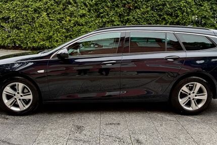 Opel Insignia 153.000 km 8.980 &euro; München 81827