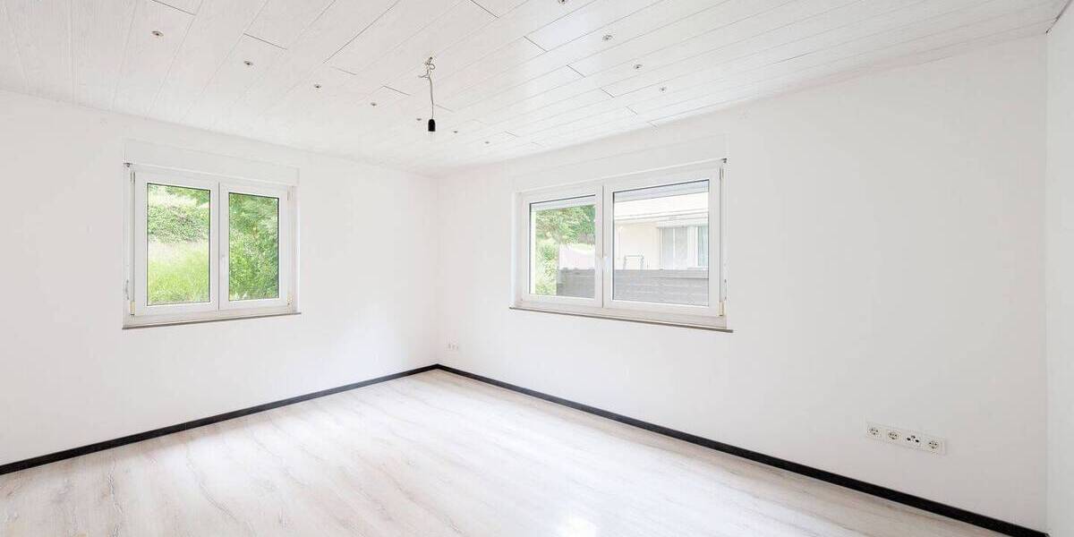 Praktische 4-Zimmer-Wohnung mit ++Schwedenofen ++EBK++ 4 zimmer