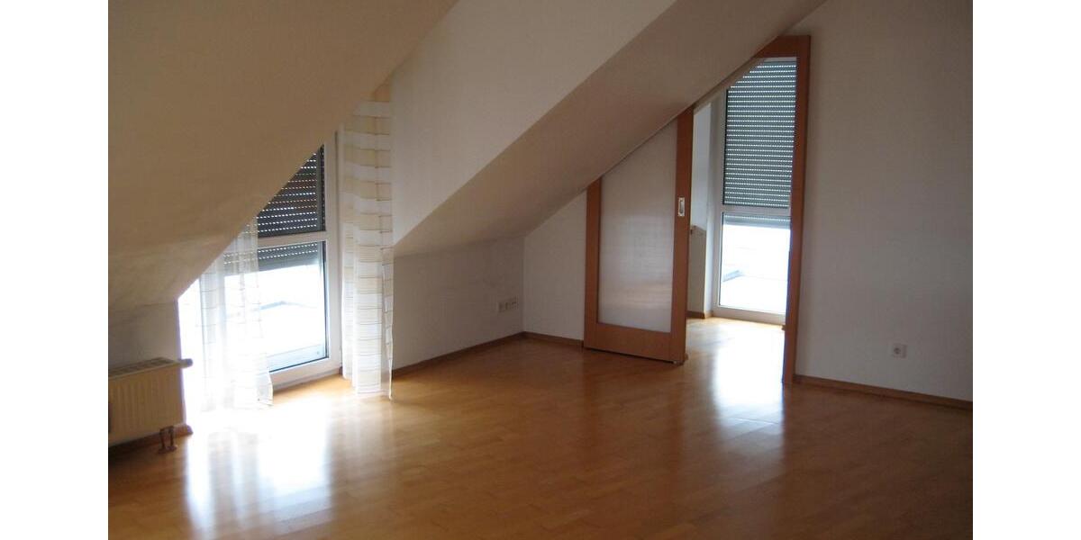 Dachgeschoßwohnung Leingarten - 3.5 Zimmer, 78 m&sup2;, 359.000&euro; | Angebot:26125799