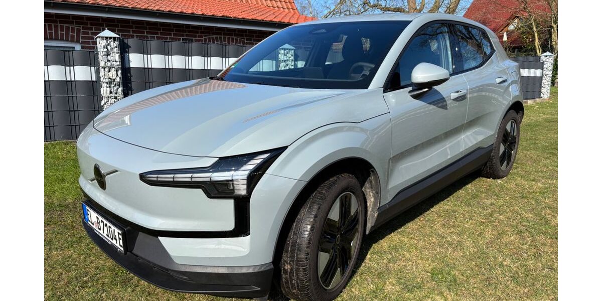 Volvo EX30 17.000 km 26.900 &euro; Esterwegen 26897