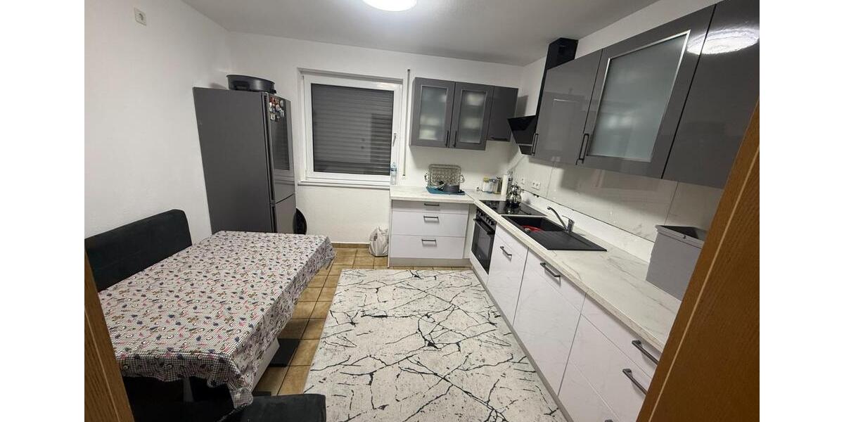 Reihenmittelhaus mit 5 Zimmern und Einbauküche 5 zimmer