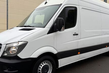 Mercedes-Benz Sprinter 201.034 km 12.990 € Berlin 13055