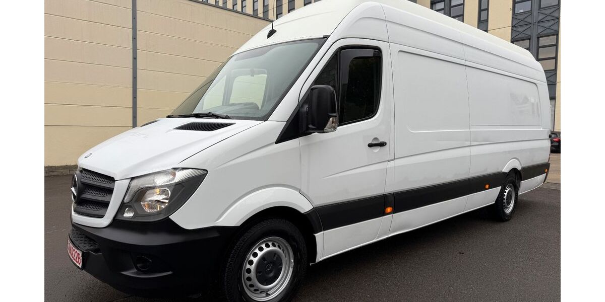 Mercedes-Benz Sprinter 201.034 km 12.990 € Berlin 13055