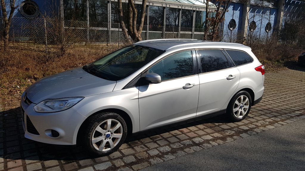 Ford Focus 110.346 km 5.500 &euro; Neumarkt i.d.OPf. 92318
