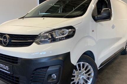 Opel Vivaro 124.937 km 13.990 &euro; Bretten 75015
