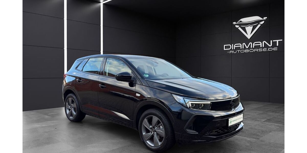 Opel Grandland (X) 16.042 km 22.990 &euro; Salzgitter-Lebenstedt 38226