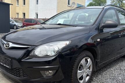 Hyundai i30 143.000 km 2.499 &euro; Eisenach 99817