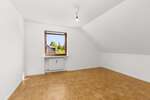 Gepflegte Dachgeschosswohnung in ruhiger Lage | 500m zur Würm & Pasinger Stadtpark - Dachgeschoßwohnung München Aubing-Lochhausen-Langwied | Angebot:27078156