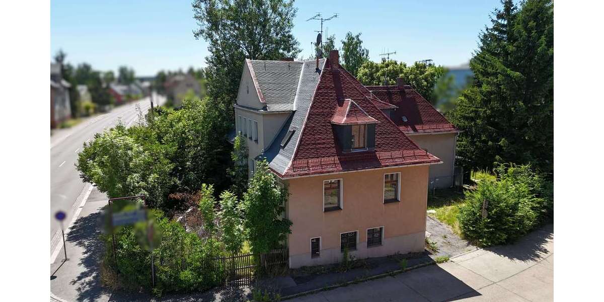 Haus zum Kaufen in Oelsnitz 80.000 € 290 m² 10 zimmer
