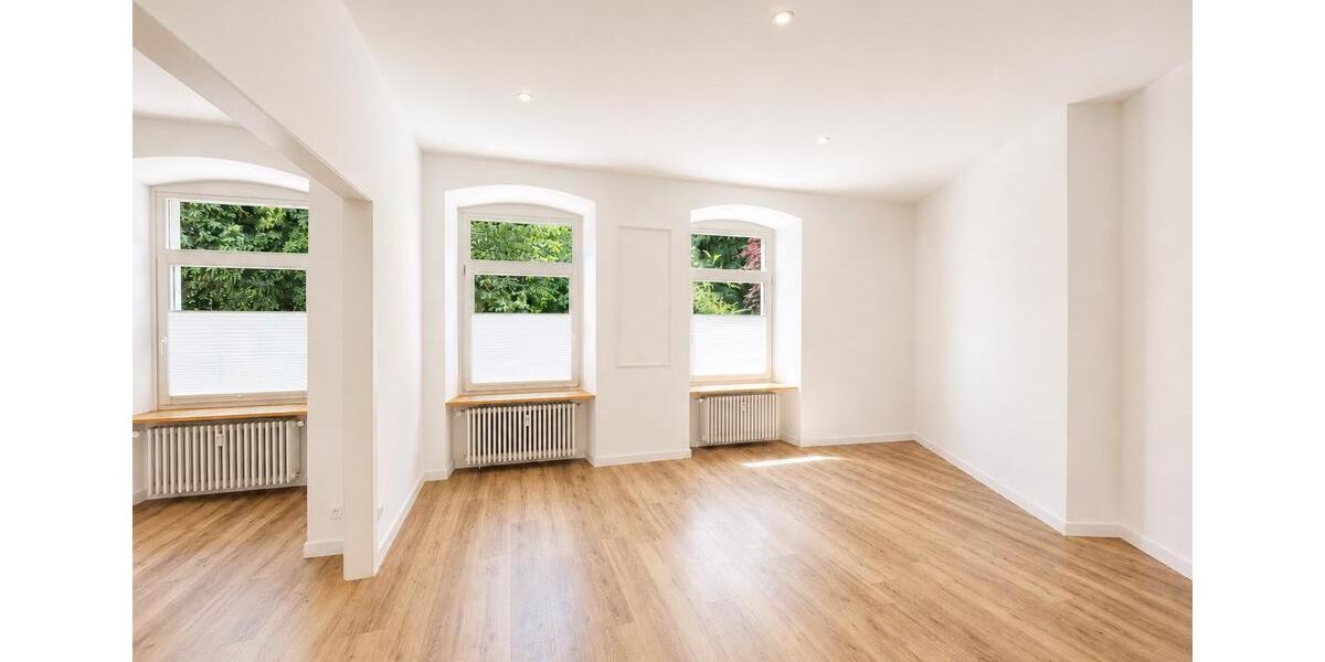 Erdgeschoßwohnung Badenweiler - 5 Zimmer, 181 m&sup2;, 468.000&euro; | Angebot:27007608