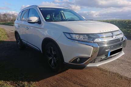 Mitsubishi Outlander 132.500 km 12.400 &euro; Hamburg 21129