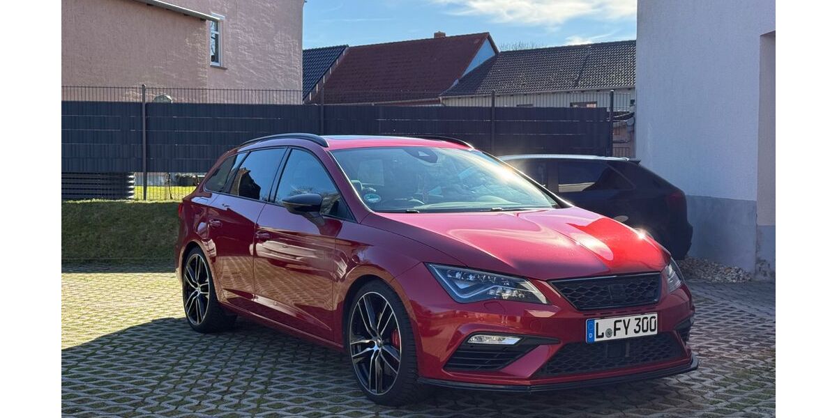 Seat Leon 104.000 km 22.000 &euro; Hohenmölsen 06679