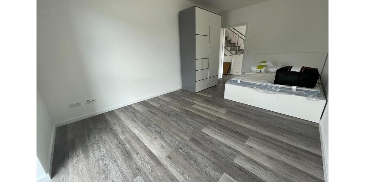 Doppelhaushälfte Stuhr - 6 Zimmer, 150 m&sup2;, 1.550&euro; | Angebot:25719708