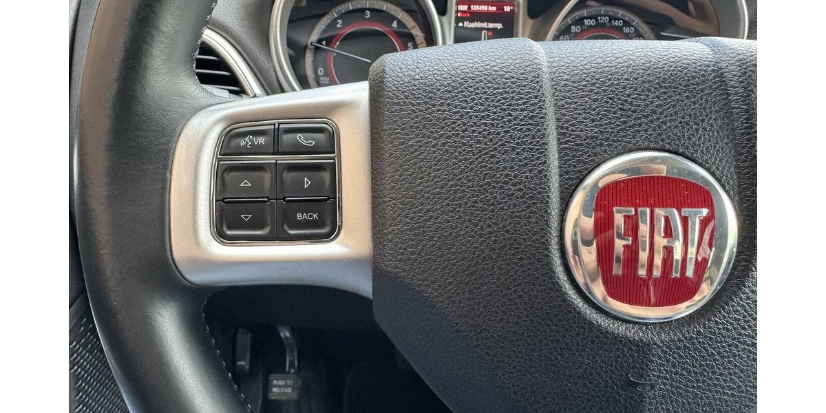 Fiat Freemont BLACK CODE AWD ALLRAD 136.000 km 9.999 &euro; Hamburg 22339