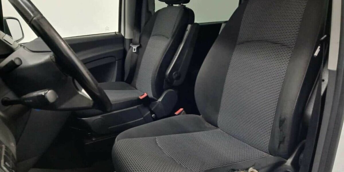 Mercedes-Benz Vito Kombi 4x4 116 CDI lang 4x4 8 Sitze 254.900 km 13.950 &euro; Badem 54657