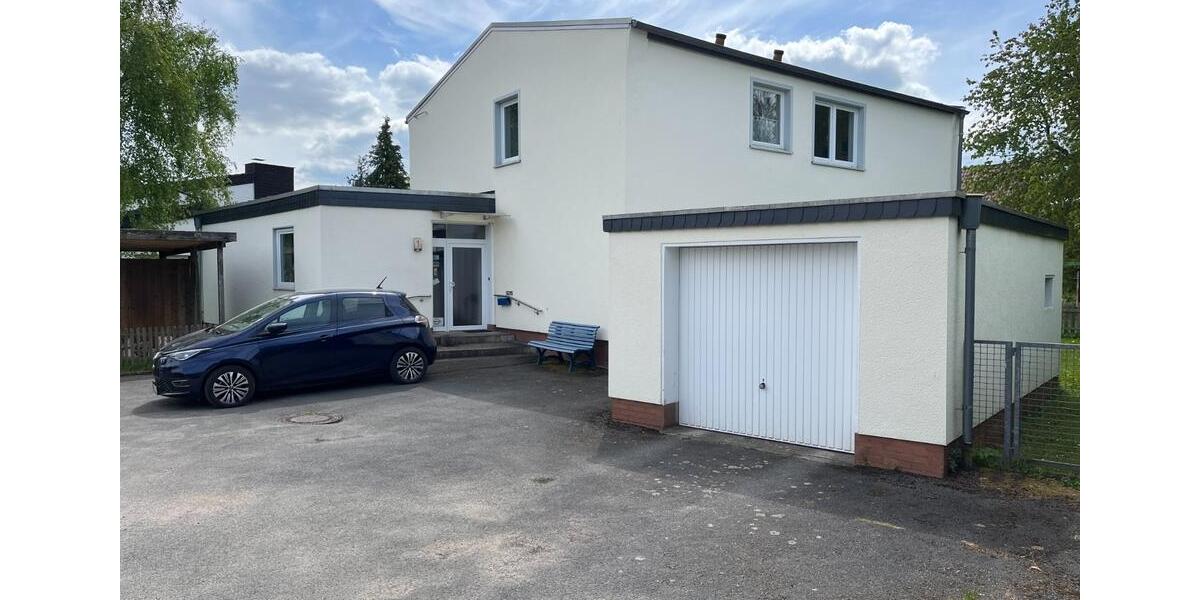 Einfamilienhaus Korbach - 9 Zimmer, 160 m&sup2;, 450.000&euro; | Angebot:25432331