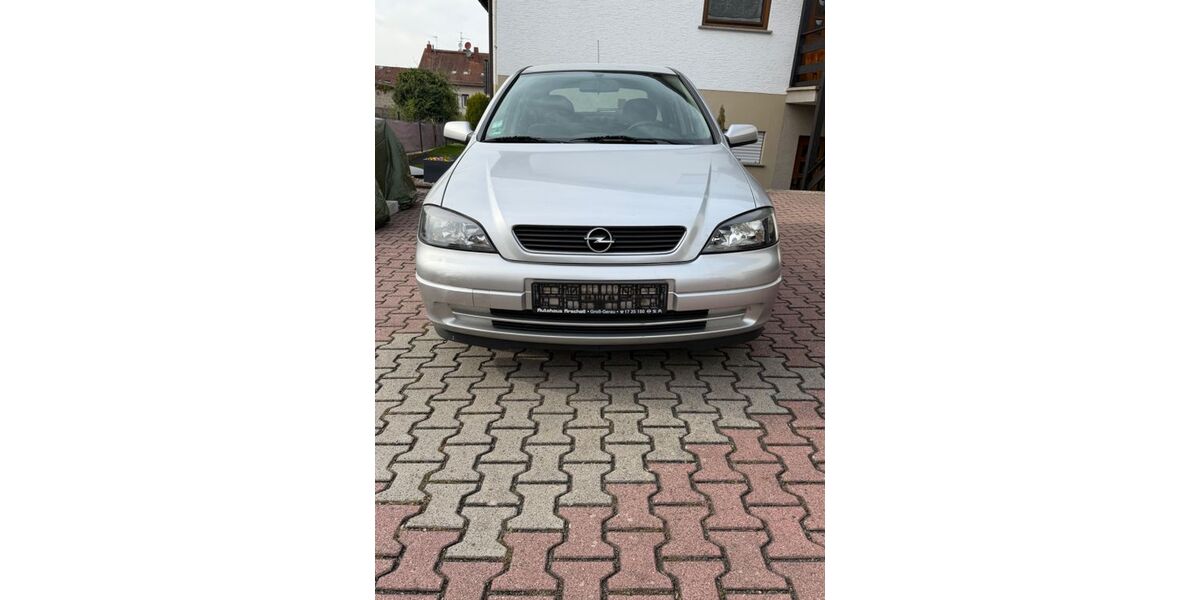 Opel Astra 165.000 km 1.999 &euro; Eppstein 65817