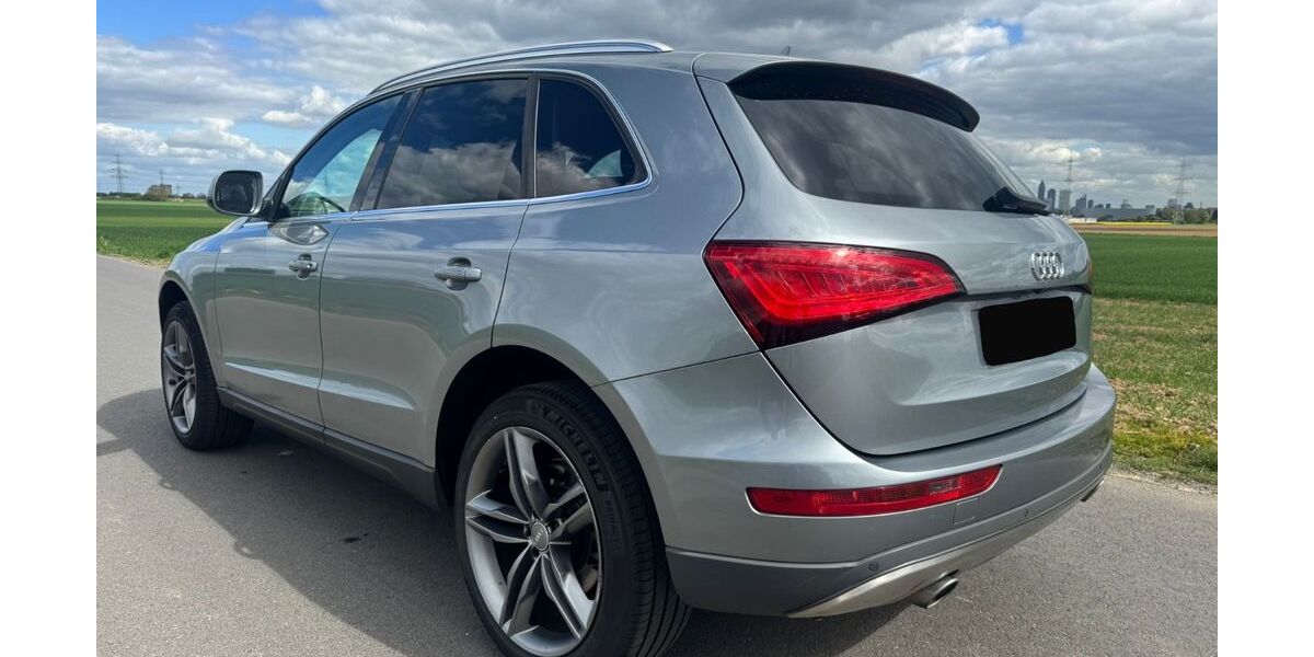 Audi Q5 290.000 km 8.900 &euro; Kelkheim 65779