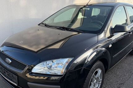 Ford Focus 166.300 km 2.799 &euro; Eislingen 73054