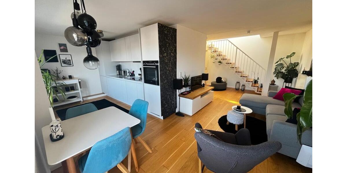 Dachgeschoßwohnung Hamburg Bahrenfeld - 2 Zimmer, 60 m&sup2;, 1.500&euro; | Angebot:25406485