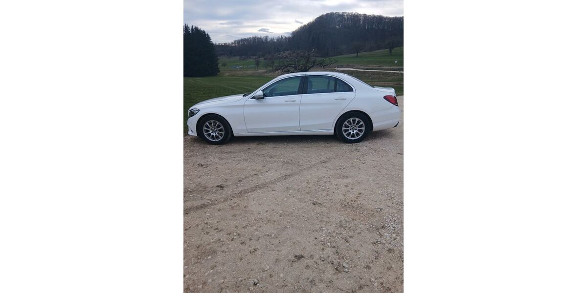 Mercedes-Benz C 180 108.400 km 17.499 &euro; Gruibingen 73344