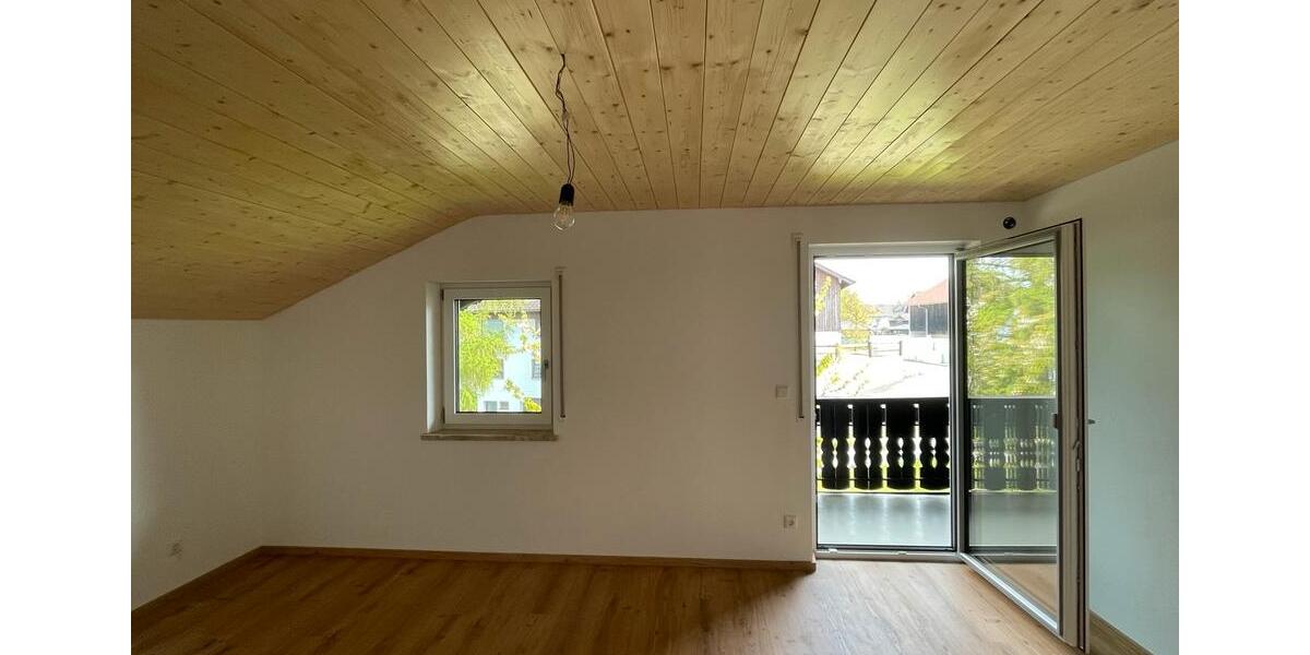 Dachgeschoßwohnung Wonneberg Fritzenweng - 2 Zimmer, 70 m&sup2;, 770&euro; | Angebot:26403671