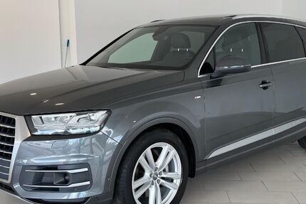 Audi Q7 108.000 km 34.490 &euro; Hamburg 22043